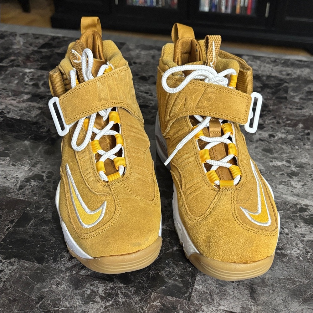 Nike Kids Mustard and White Sneakers - Picture 2 of 6